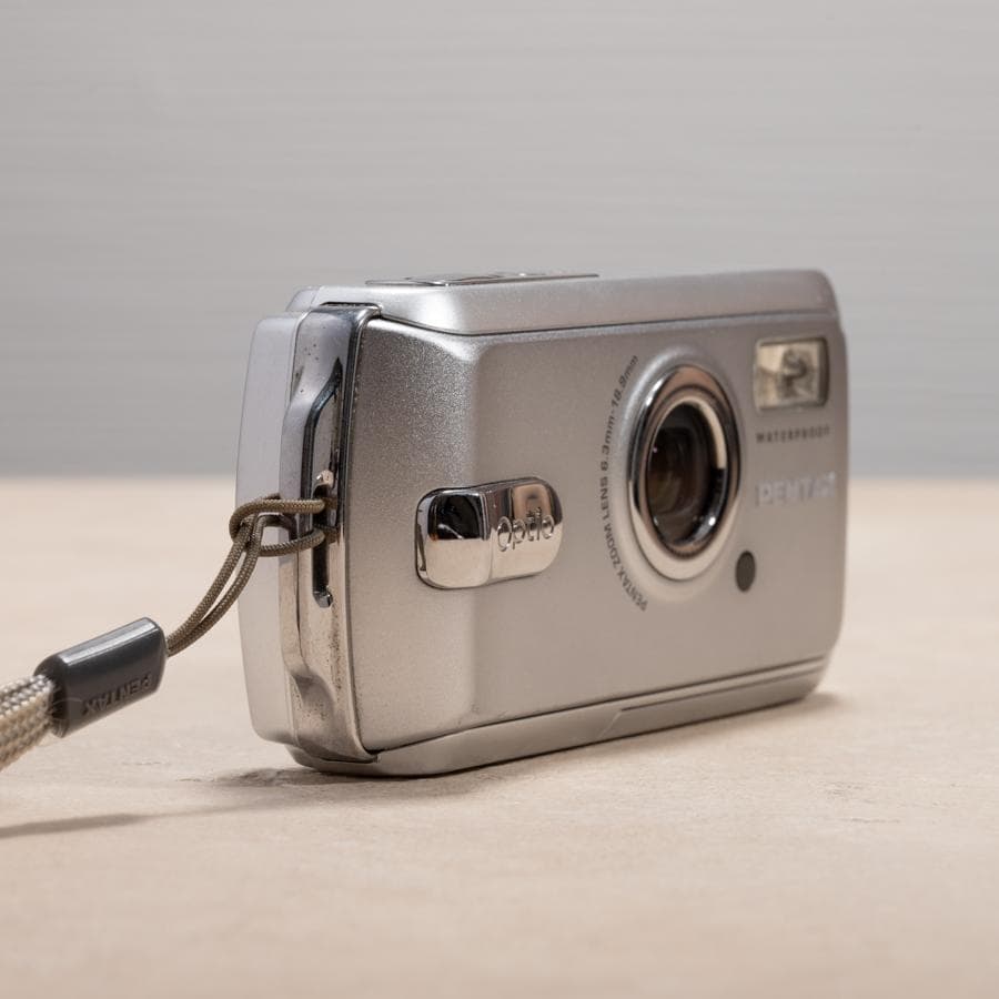 【防水カメラ】Pentax Optio W20 シルバー　スマホ転送OK