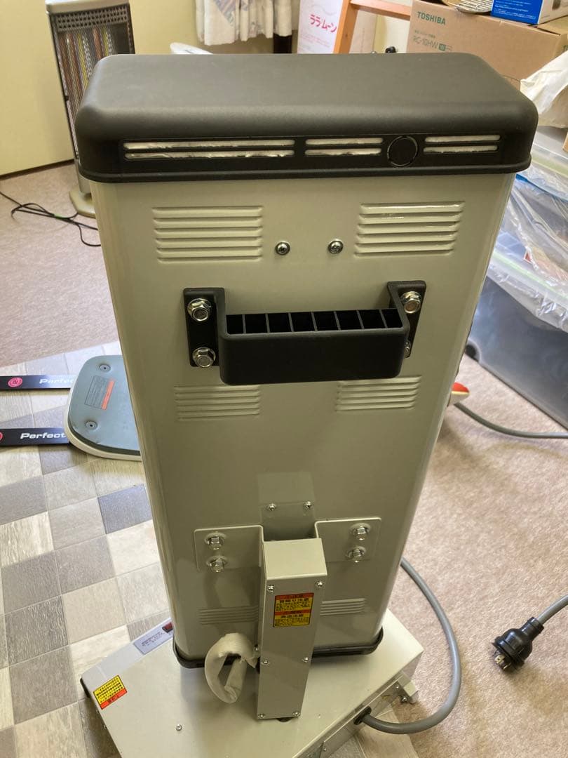 ナカトミ　自動首振り型遠赤外線電気ヒーターIFH-20S