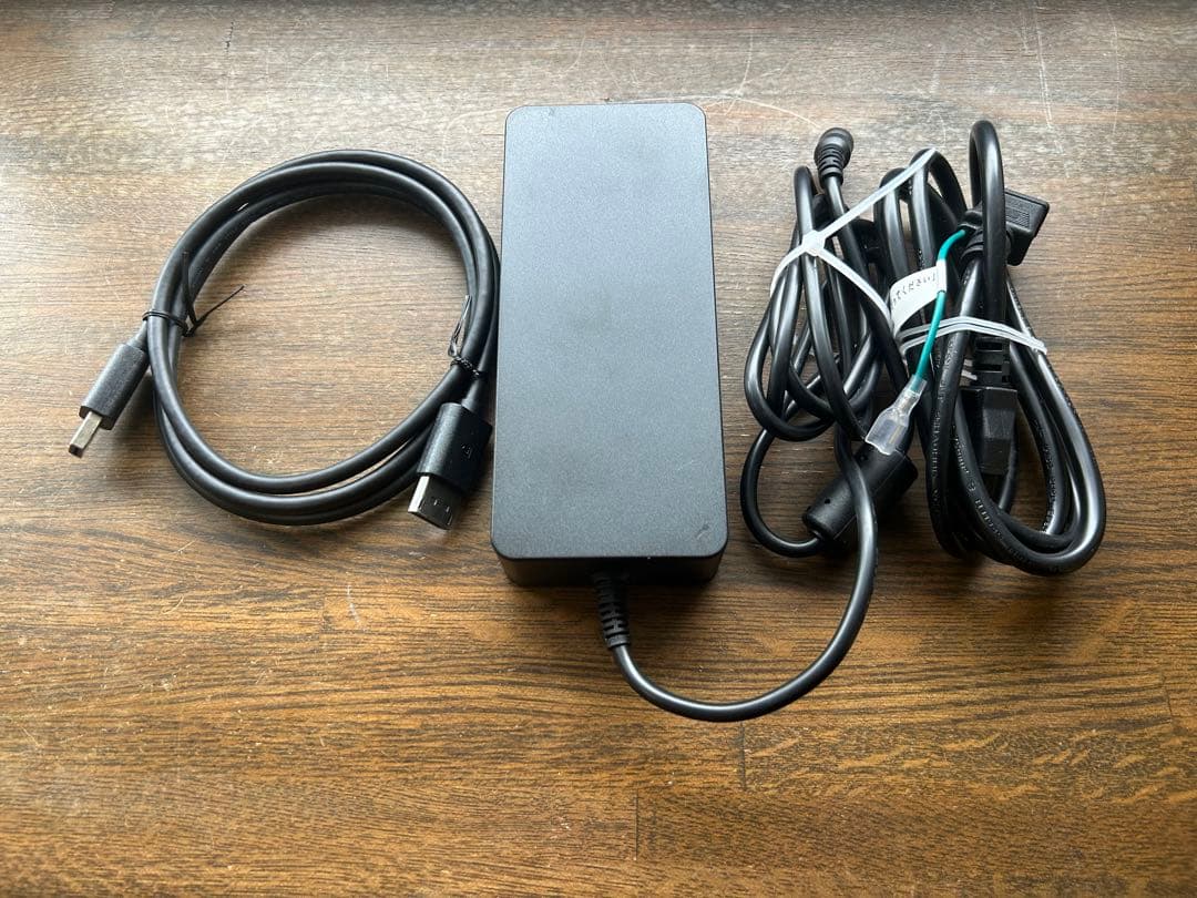 TITAN ARMY P275MV MAX 4Kディスプレイ