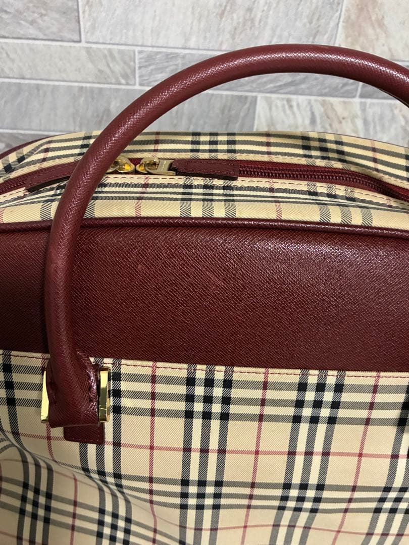 バーバリー　Burberry ボストンバック