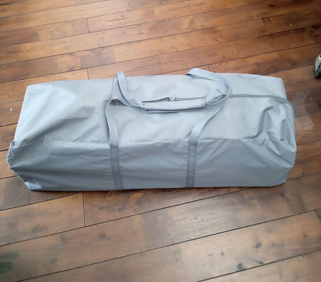 アップリカ　ココネル　エアープラス　グレー　折りたたみ　ベビーベッド