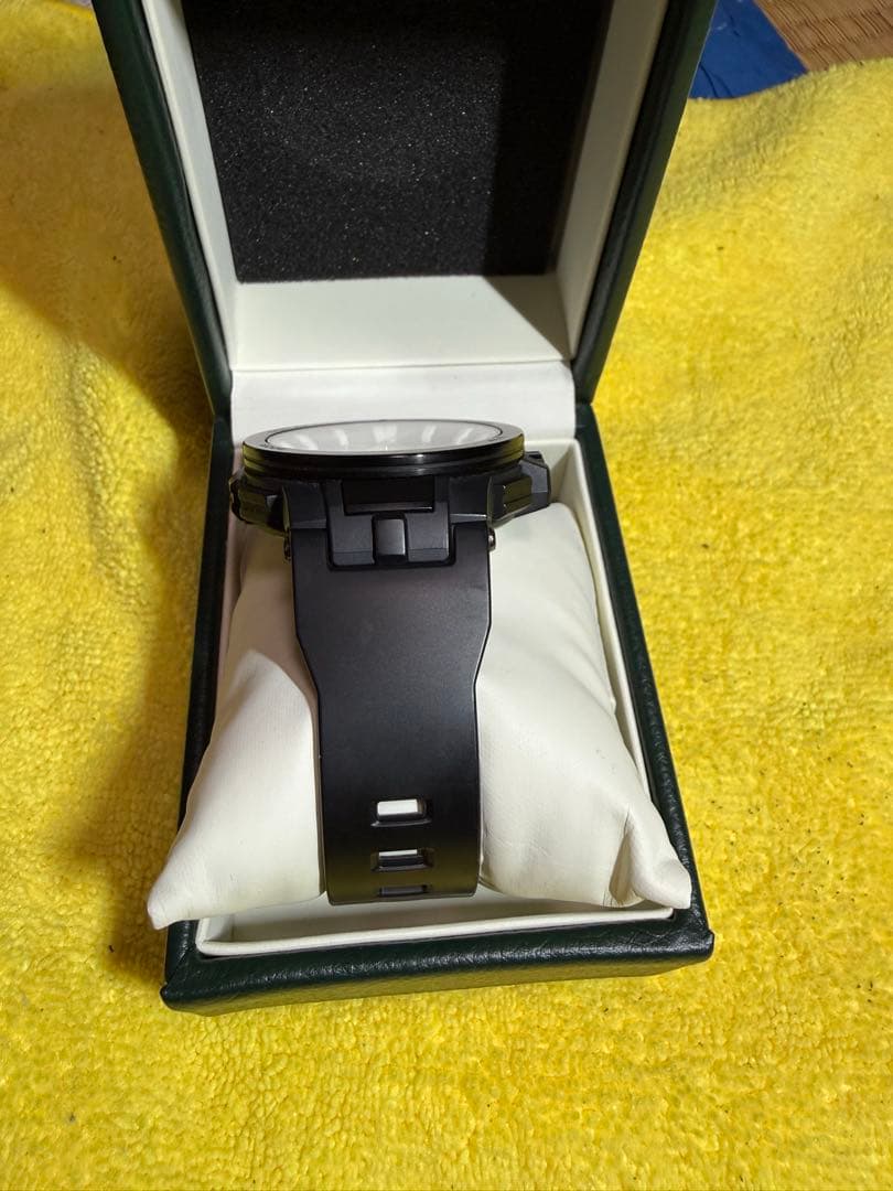 プロトレック PRO TREK PRW-7000-1AJF