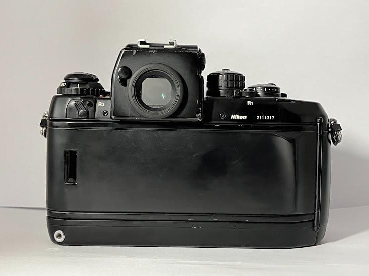 ★美品★ ニコン NIKON F4 ボディ / AF-S DX NIKKOR