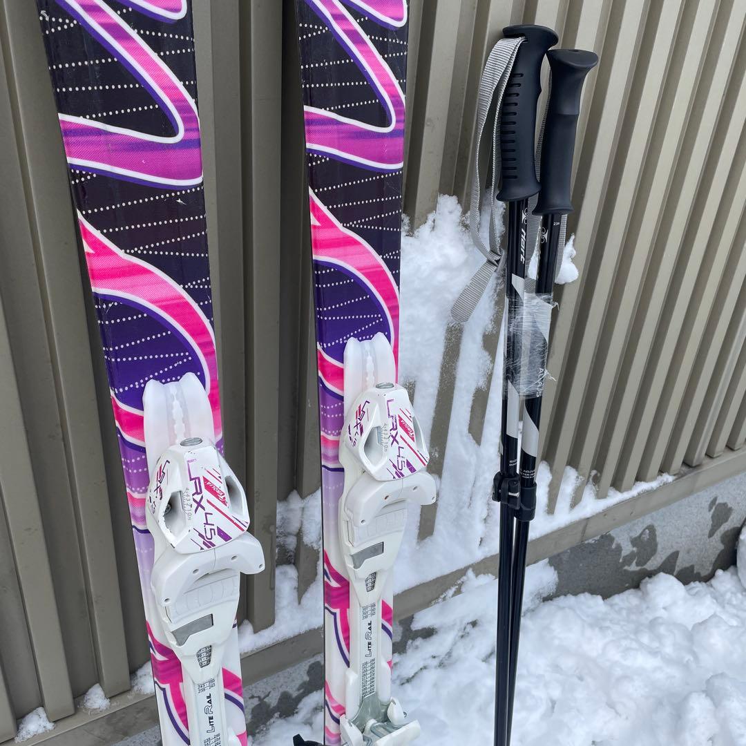 1シーズン使用　ハート　137 140 スキー板 レディース　大人用