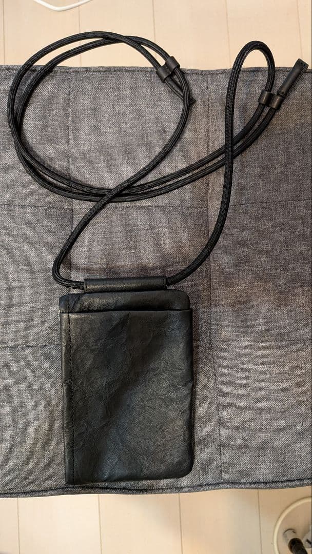 土屋鞄製造所　スマホショルダー　ATTITU