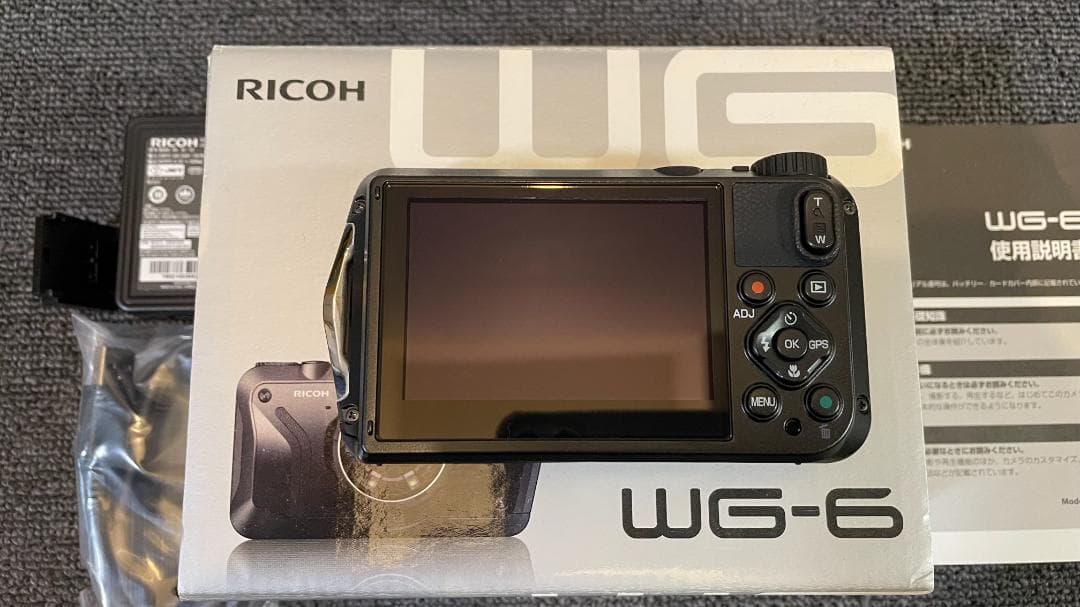 RICOH WG-6 防水デジタルカメラ(オレンジ)