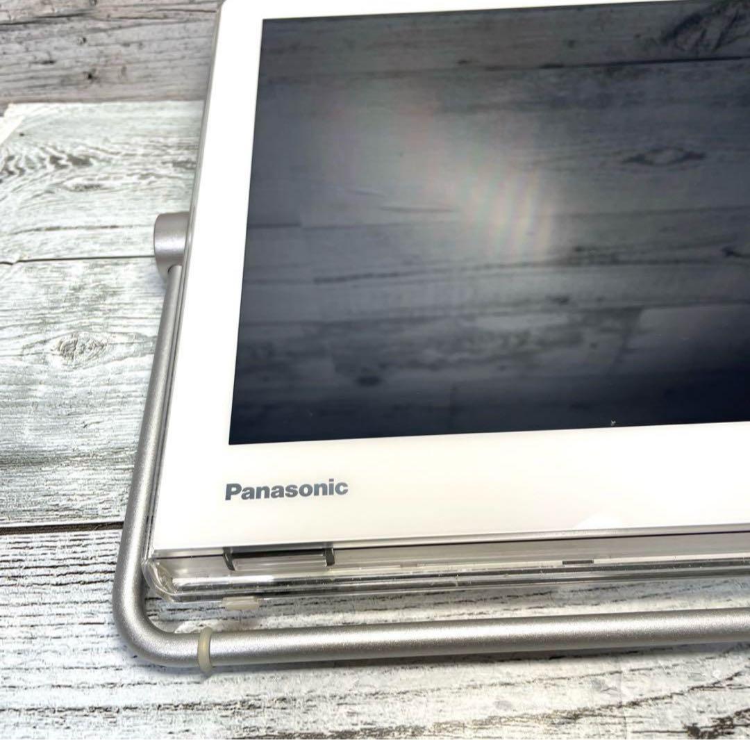 本体のみ パナソニック 15V型 プライベート・ビエラ UN-15CTD8D