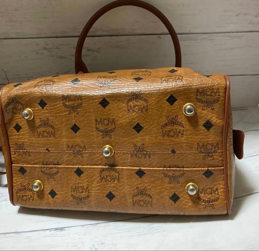 MCM レザーボストンバッグ 中型 ブラウン