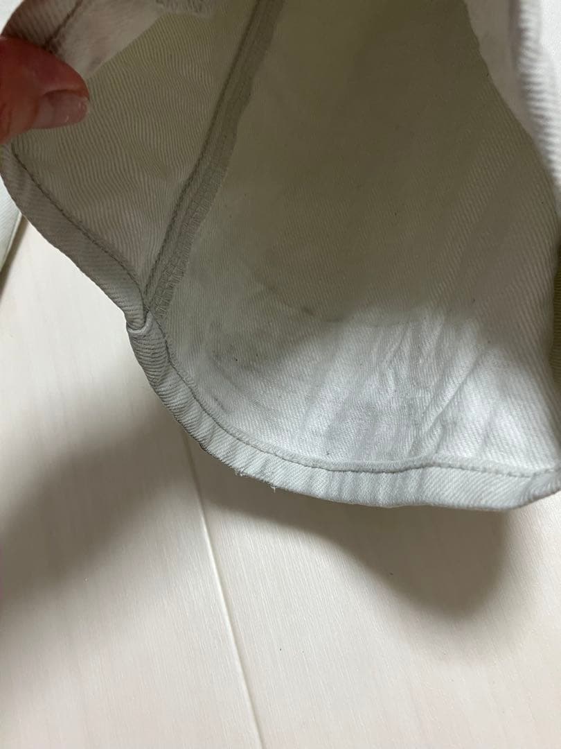 パンツ HYKE 25SS WHITE DENIM BARREL LEG JEANS