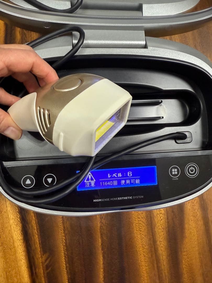 ケノン　家庭用脱毛器 V6.3 カートリッジ4個付き