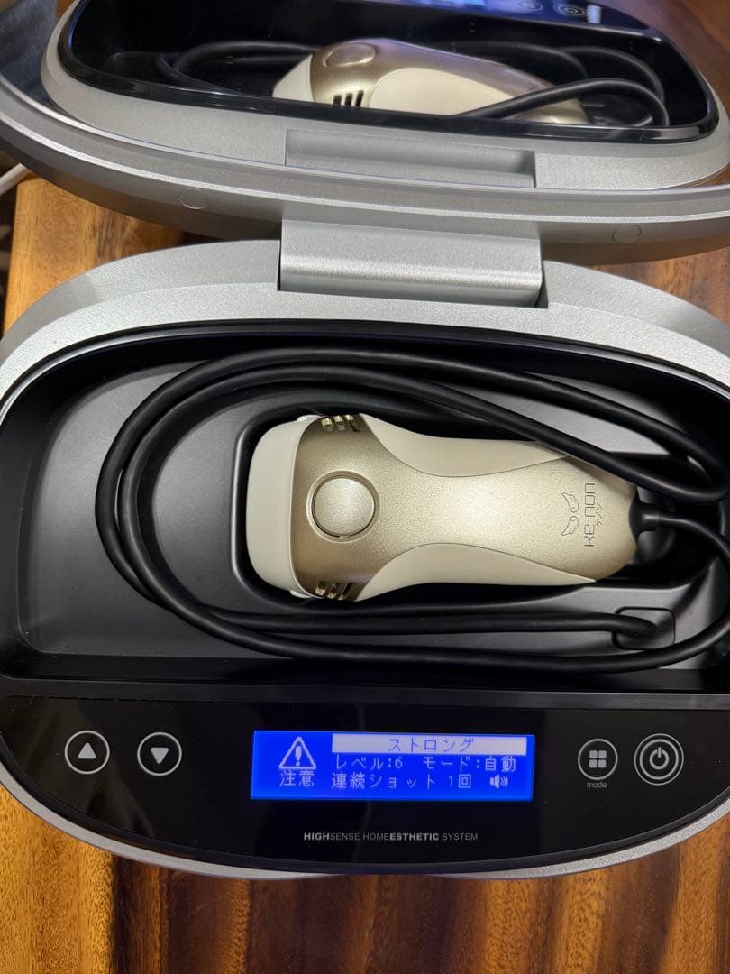 ケノン　家庭用脱毛器 V6.3 カートリッジ4個付き