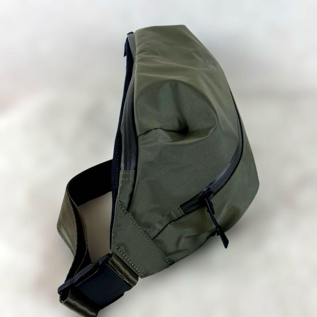 【極美品】MACKINTOSH PHILOSOPHY ハービストンボディバッグ