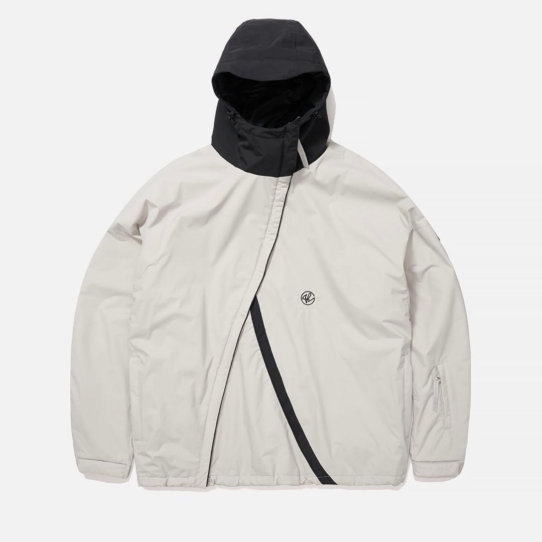 く*︎様 〖値下げ 〗韓国スノボウェアブランド GAFH プルオーバー　完売商品