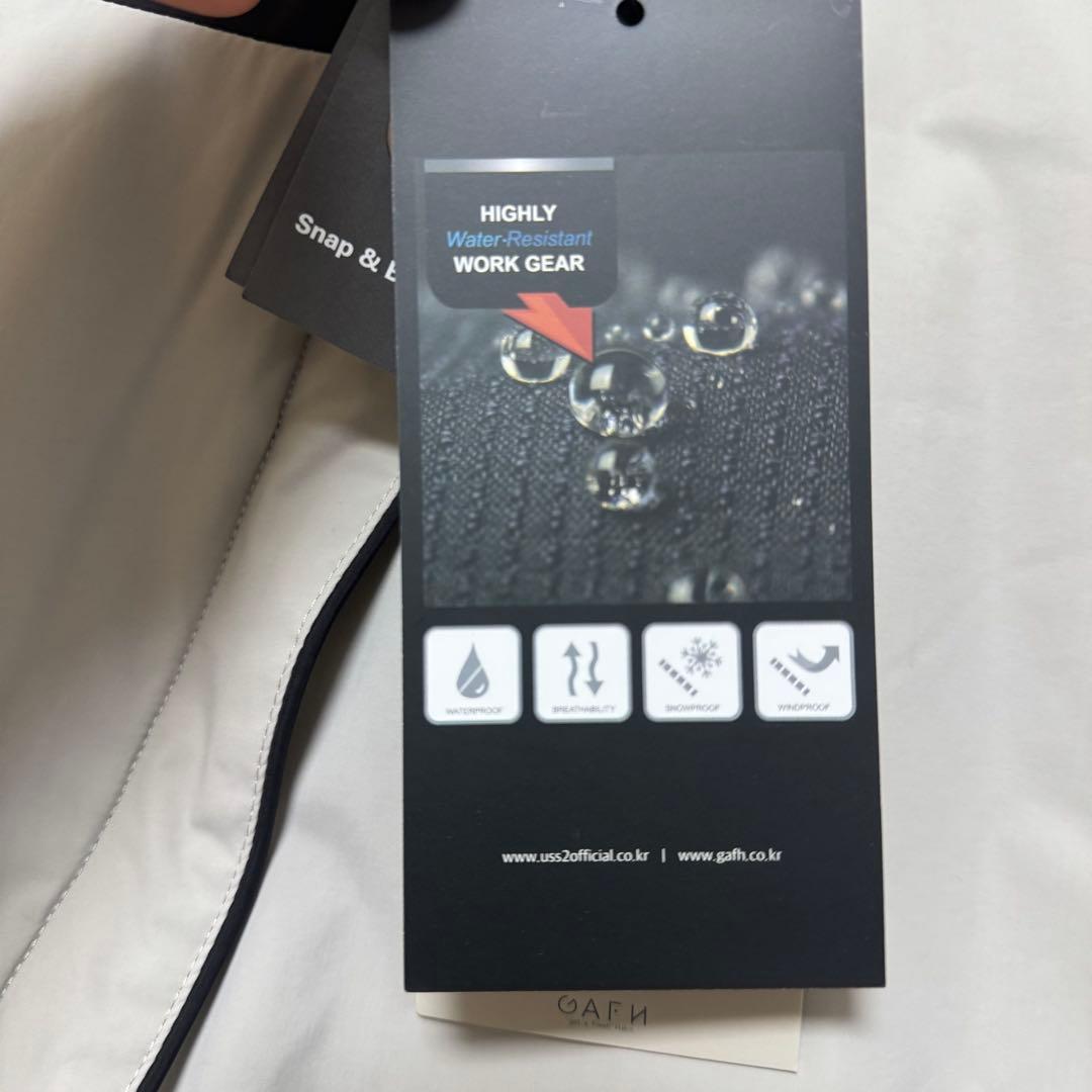 く*︎様 〖値下げ 〗韓国スノボウェアブランド GAFH プルオーバー　完売商品