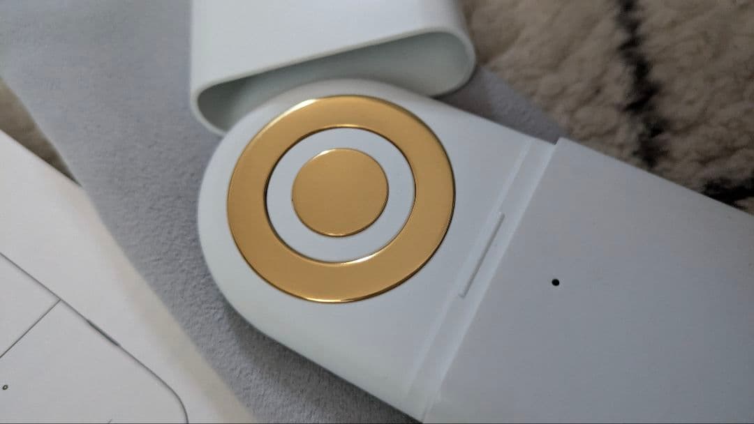 エルフェイル　リフトアップ　美顔器　韓国　美品　たるみ改善