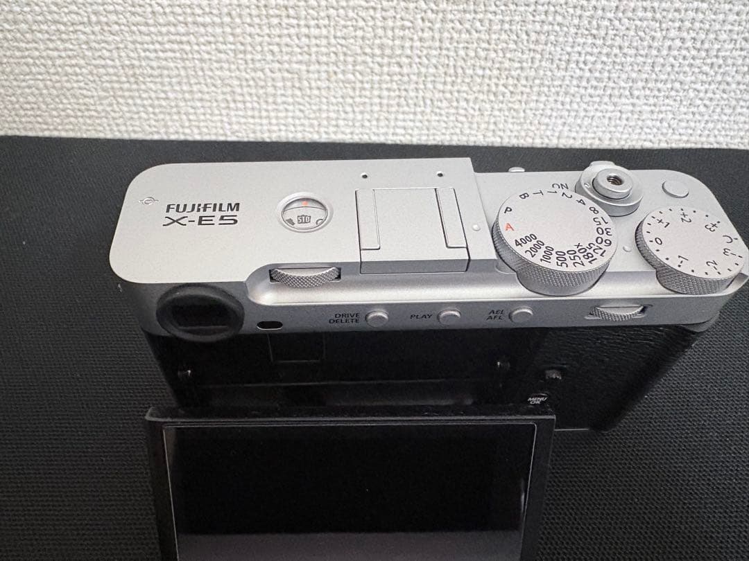 【即購入OK】Fujifilm X-E5 シルバー　ボディのみ
