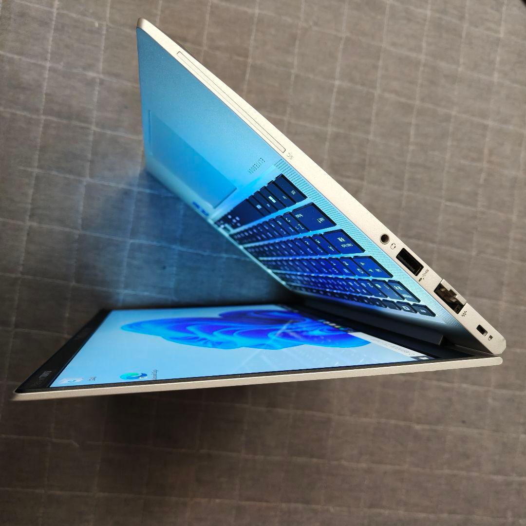 日本製 2023年8月 超美品 HP 爆速 13世代i7 32GB 512GB