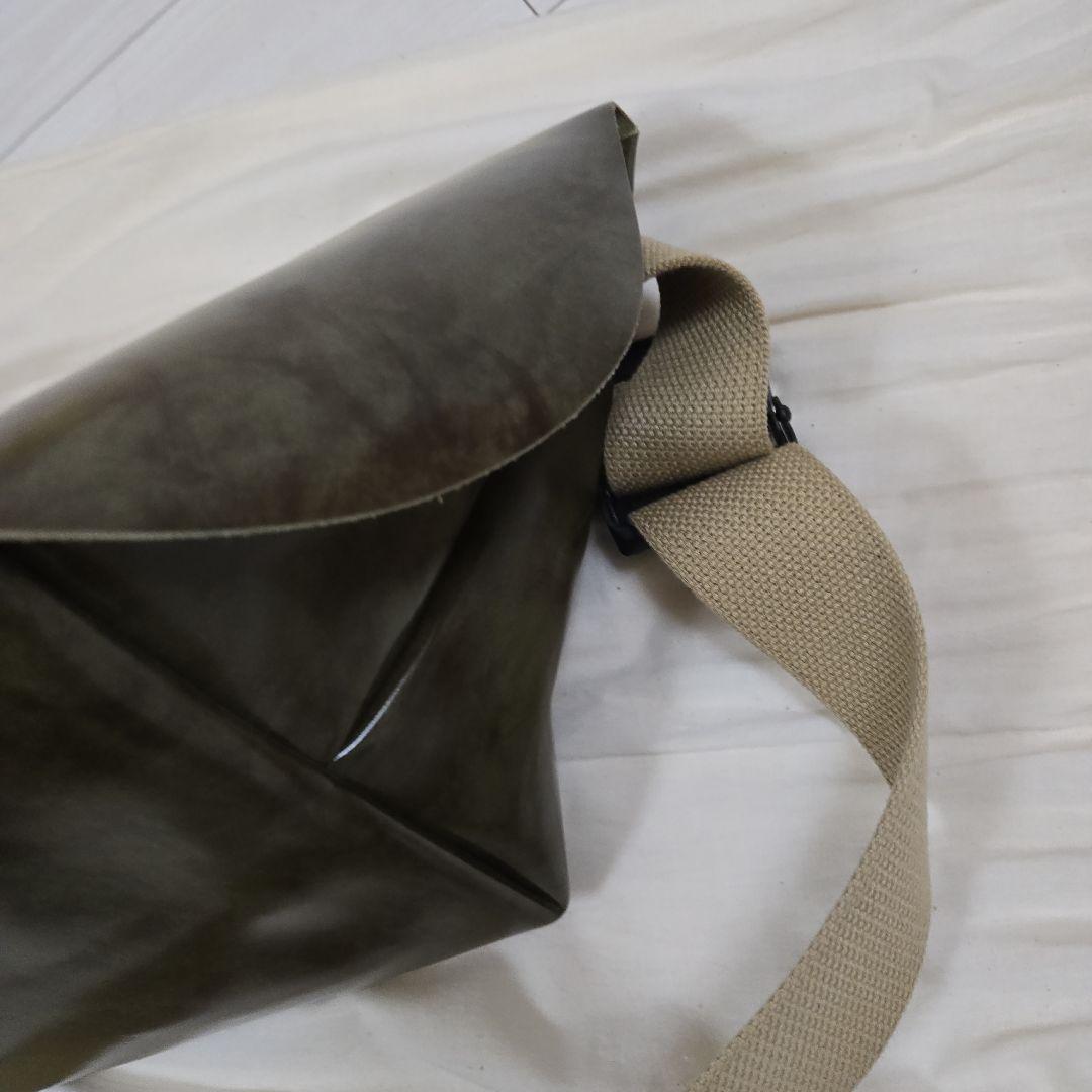 uni&co サイズМ メッセンジャーバッグ