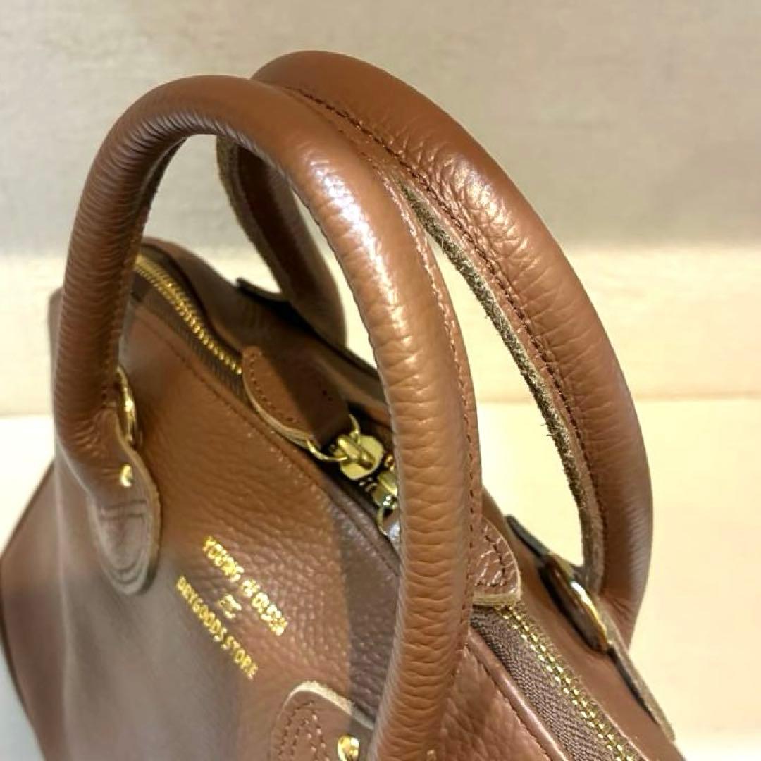 【極美品】YOUNG&OLSEN エンボスドレザージップボートバッグ M 茶色