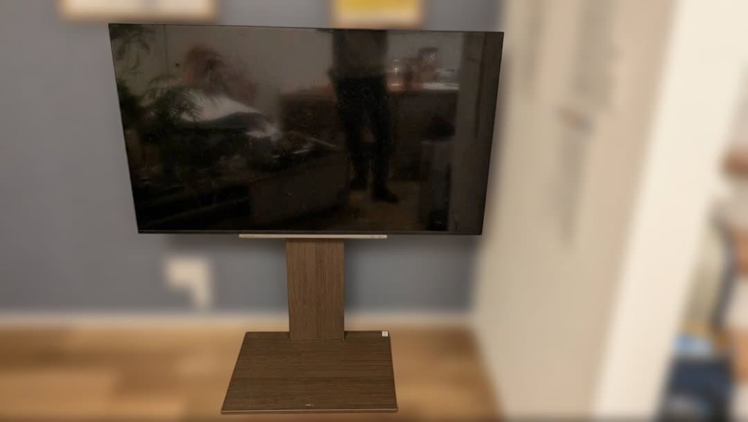 テレビ　壁寄せスタンド