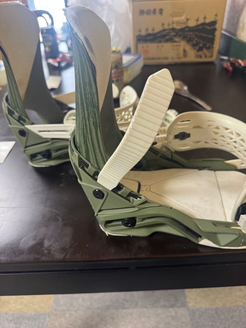 SALOMON スノーボードビンディング DISTRACT