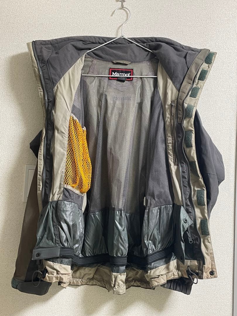 Marmot GORE-TEX® マウンテンパーカー