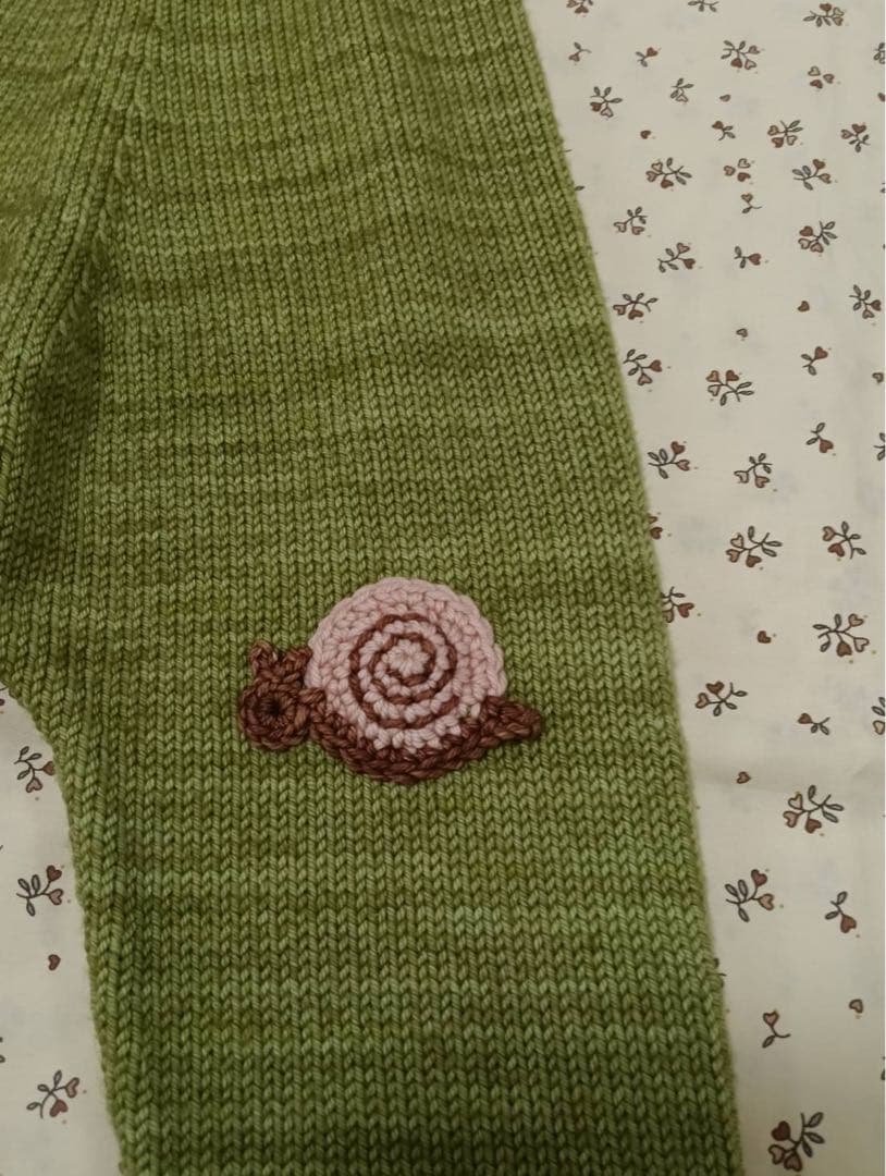 Misha&Puff緑色 サスペンダー付きロンパース 12-18m大きめ