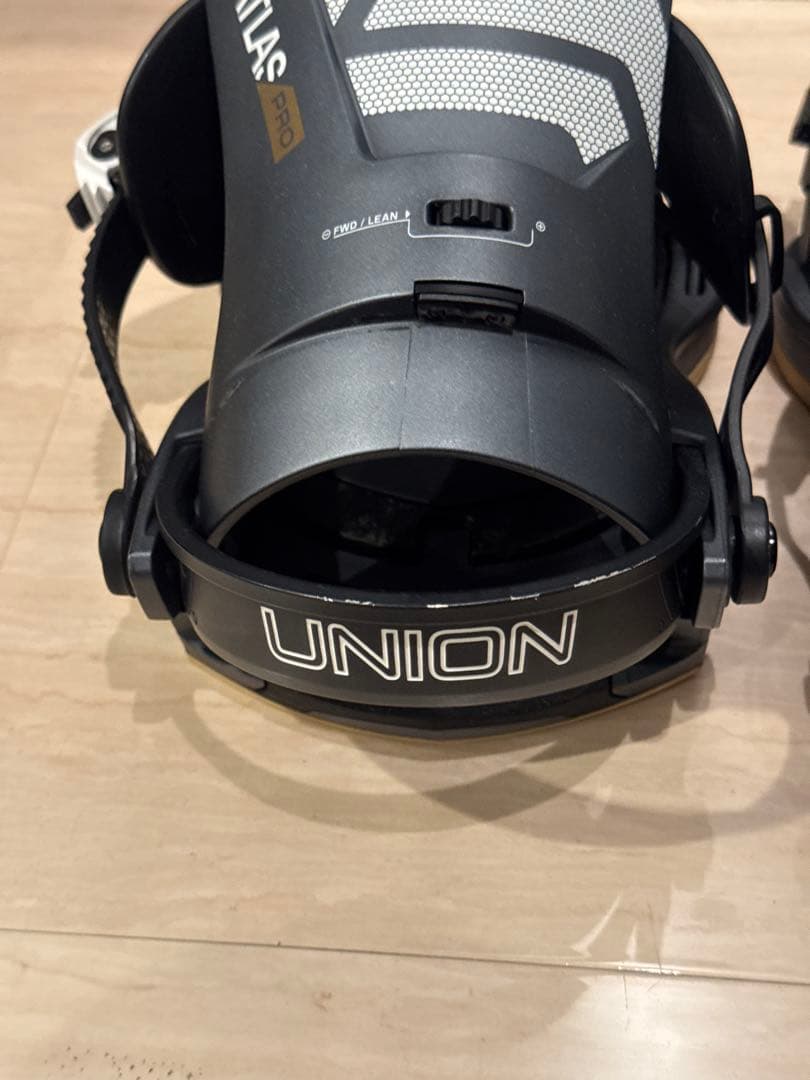 美品✨24-25UNION ATLAS PROビンディング Mサイズ