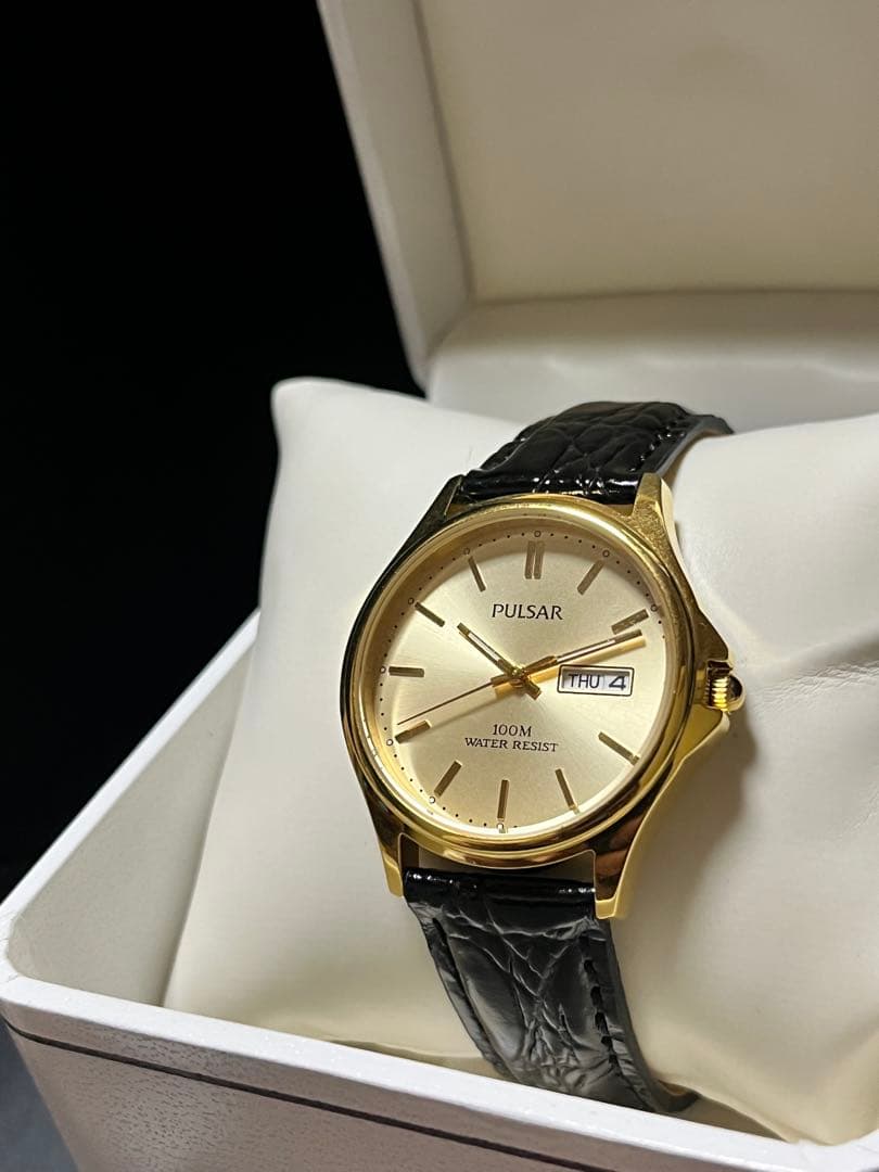 ★奇跡の1本！ほぼ新品！箱付SEIKOセイコー パルサー ゴールド腕時計新品電池