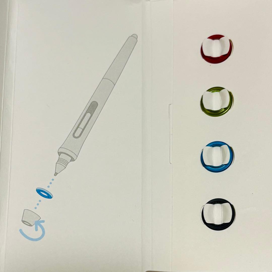 液タブ・ペンタブ Wacom Cintiq Pro 13 DTH-1320/KO