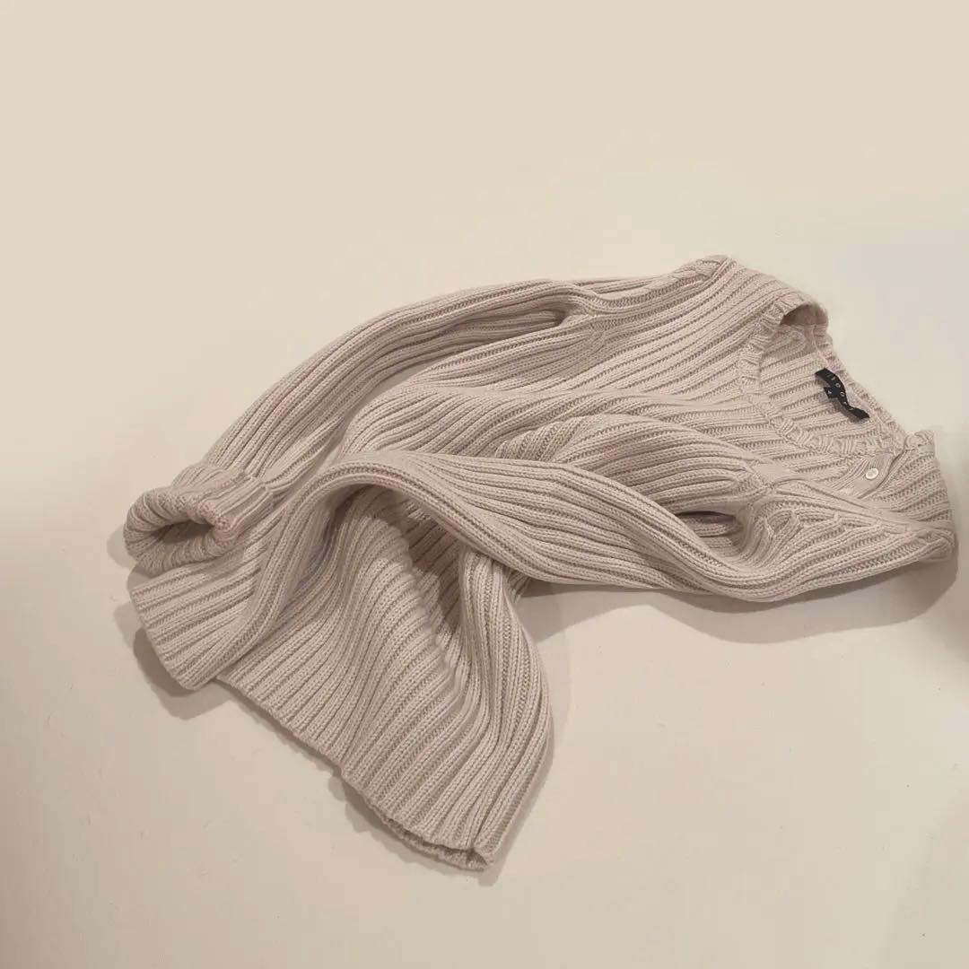 セオリー theory ベージュ リブ編み 長袖セーター ボタン付き ニット