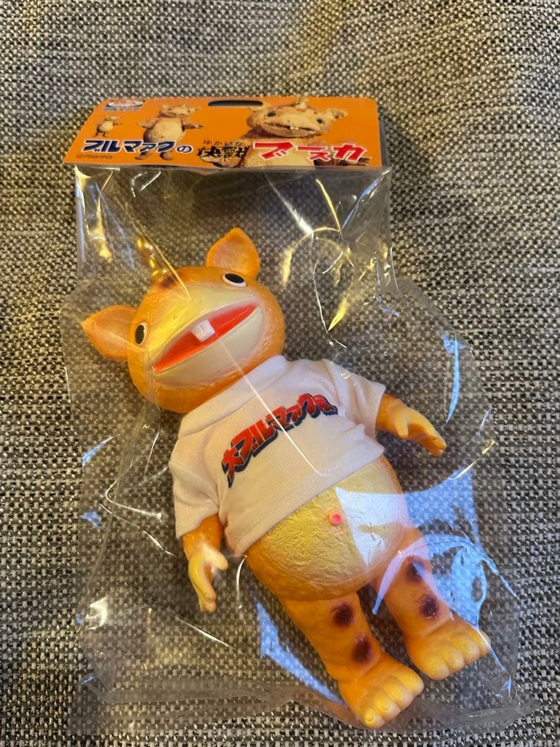 大ブルマァク展 快獣ブースカ Tシャツ付き 限定カラー ソフビ