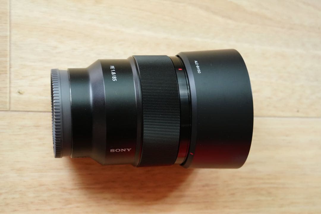SONY FE 85mm F1.8 SEL85F18 / ソニーEマウント