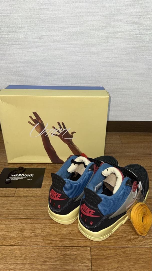 UNION × NIKE AIR JORDAN 4 \"OFF NOIR\"