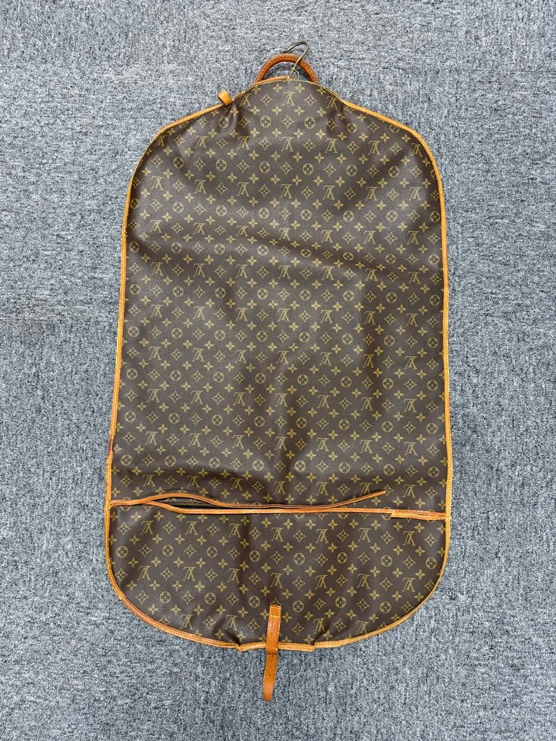 ルイヴィトン モノグラム ガーメントケース スーツカバー M23542