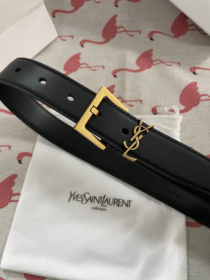 断捨離サンローラン　黒のレザーベルト 90*3cm