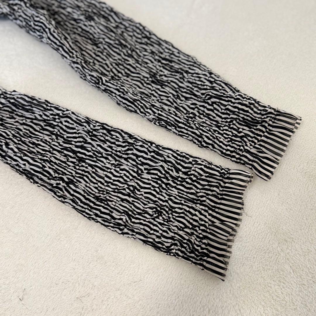 ISSEY MIYAKE プリーツ　ブラウス　変形　白　黒　長袖　Mサイズ