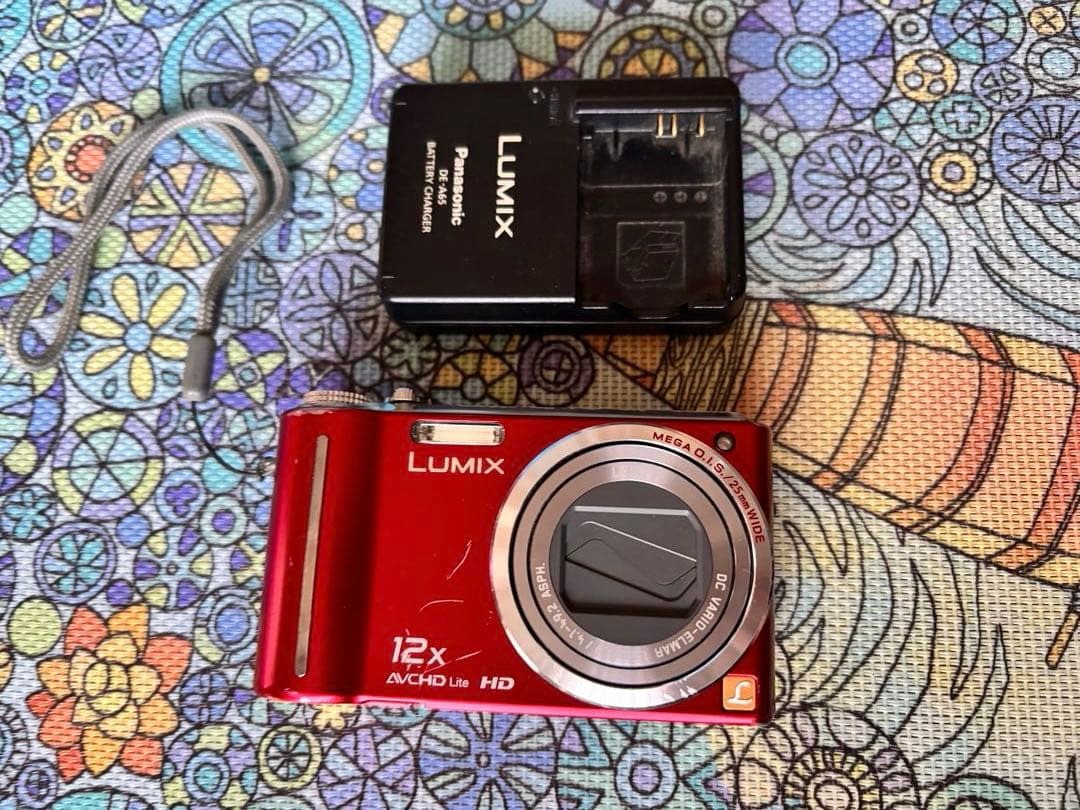 Panasonic Lumix 赤 コンパクトデジタルカメラ