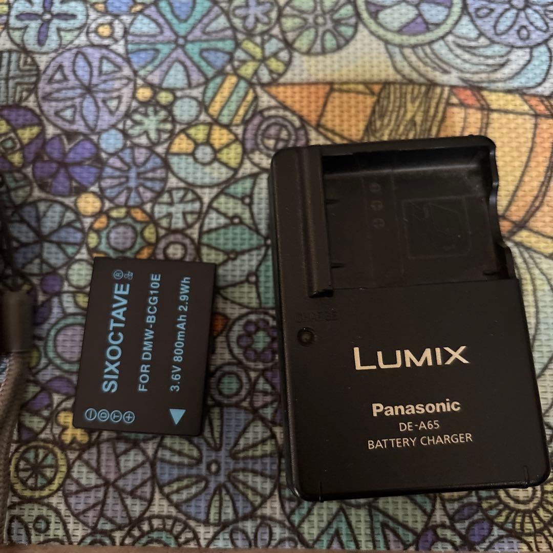 Panasonic Lumix 赤 コンパクトデジタルカメラ