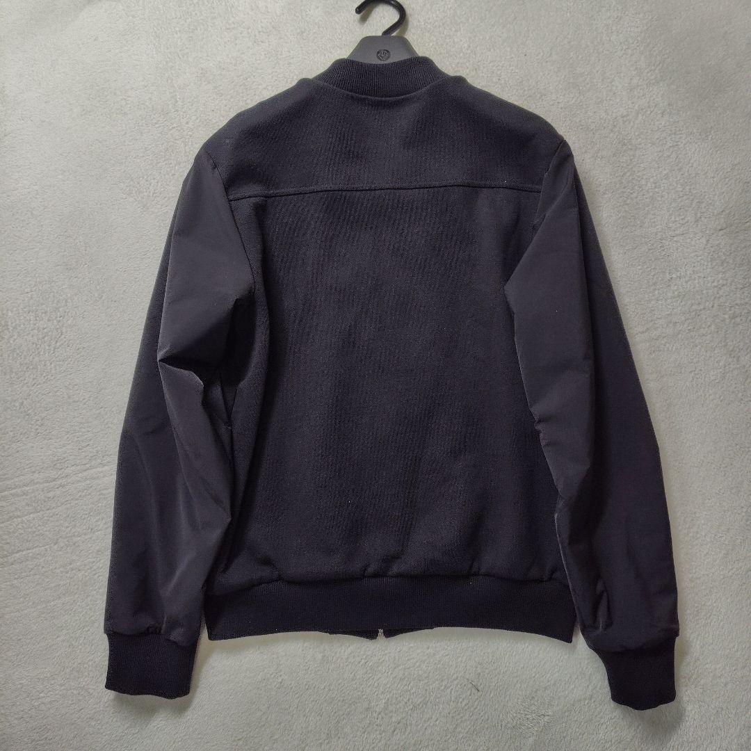 未使用に近い　現行　ヒューゴボス　ブルゾン　異素材　切り替え　中綿　刺繍　L