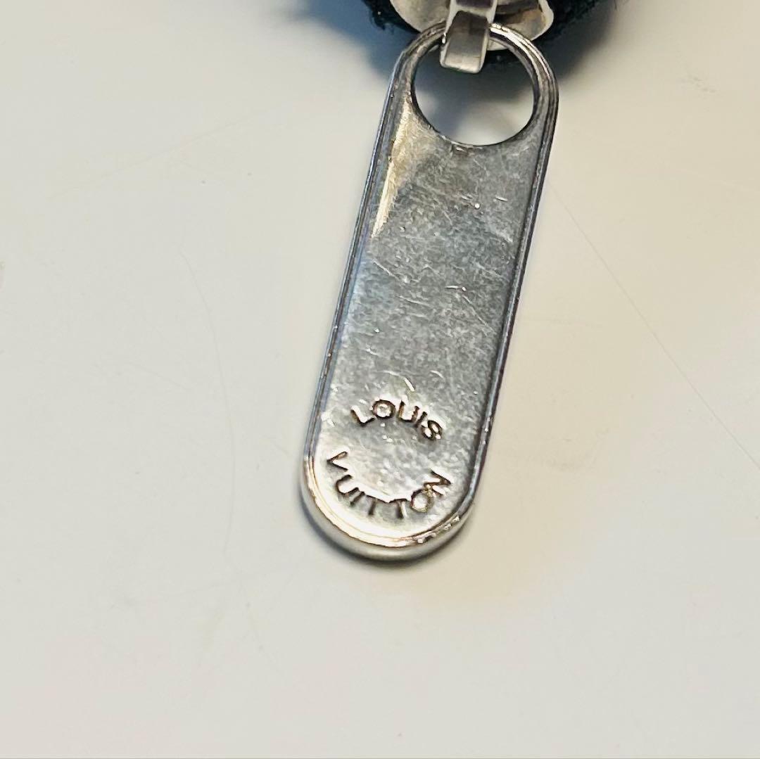 ルイヴィトン　エピ　ノアール　ジッピーウォレット　ミニ