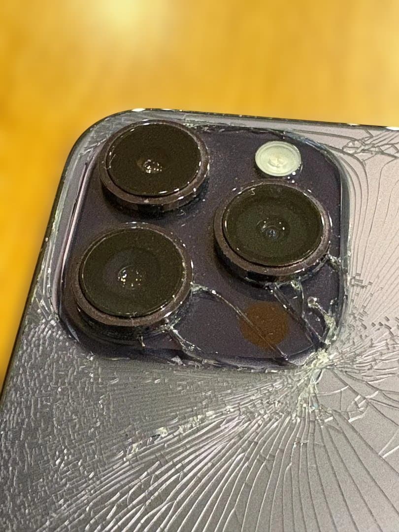 【背面割れ】Apple iPhone 14 Pro 本体　【ジャンク品】