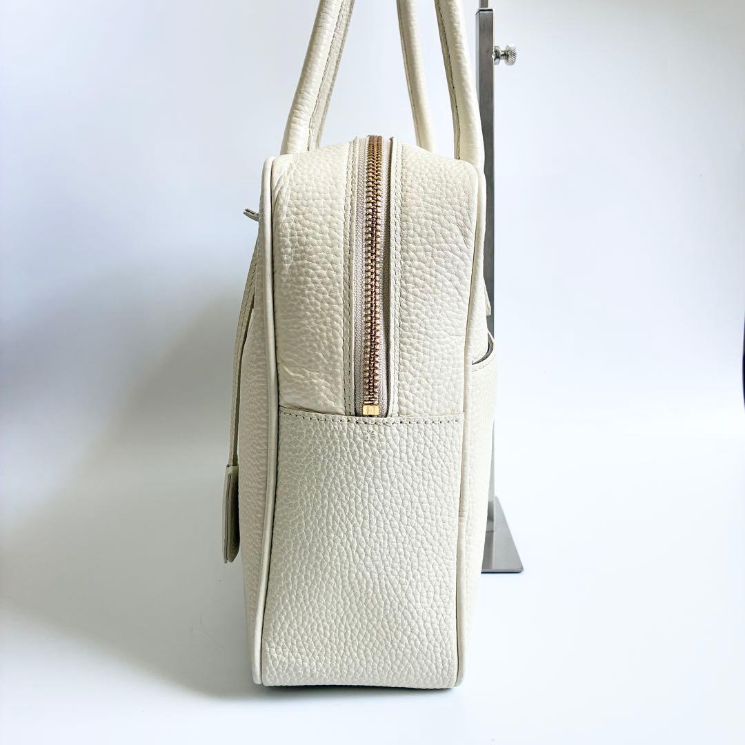 【美品】ADMJ　シボ革　ボストン トートバッグ　アイボリー　ゴールド金具