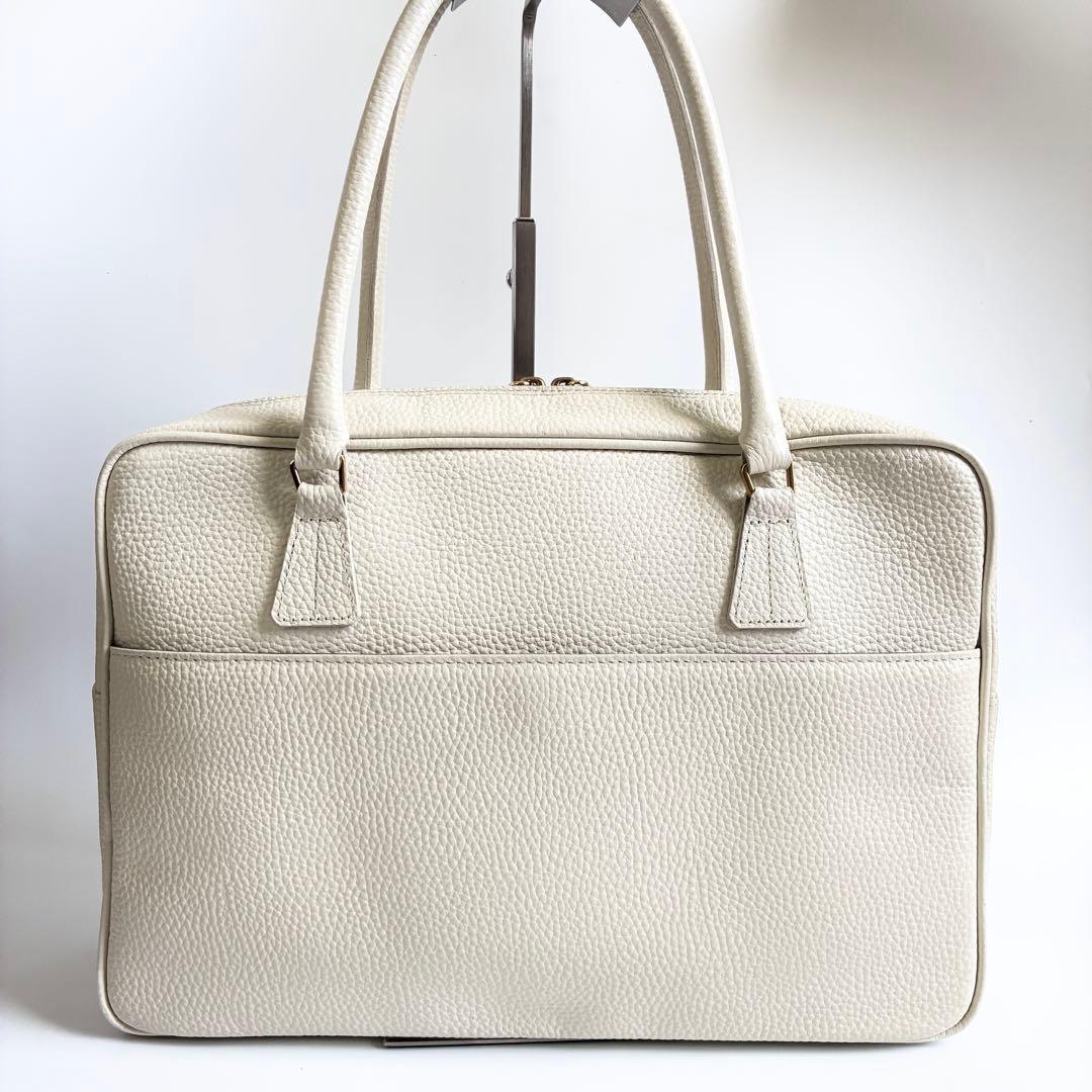 【美品】ADMJ　シボ革　ボストン トートバッグ　アイボリー　ゴールド金具