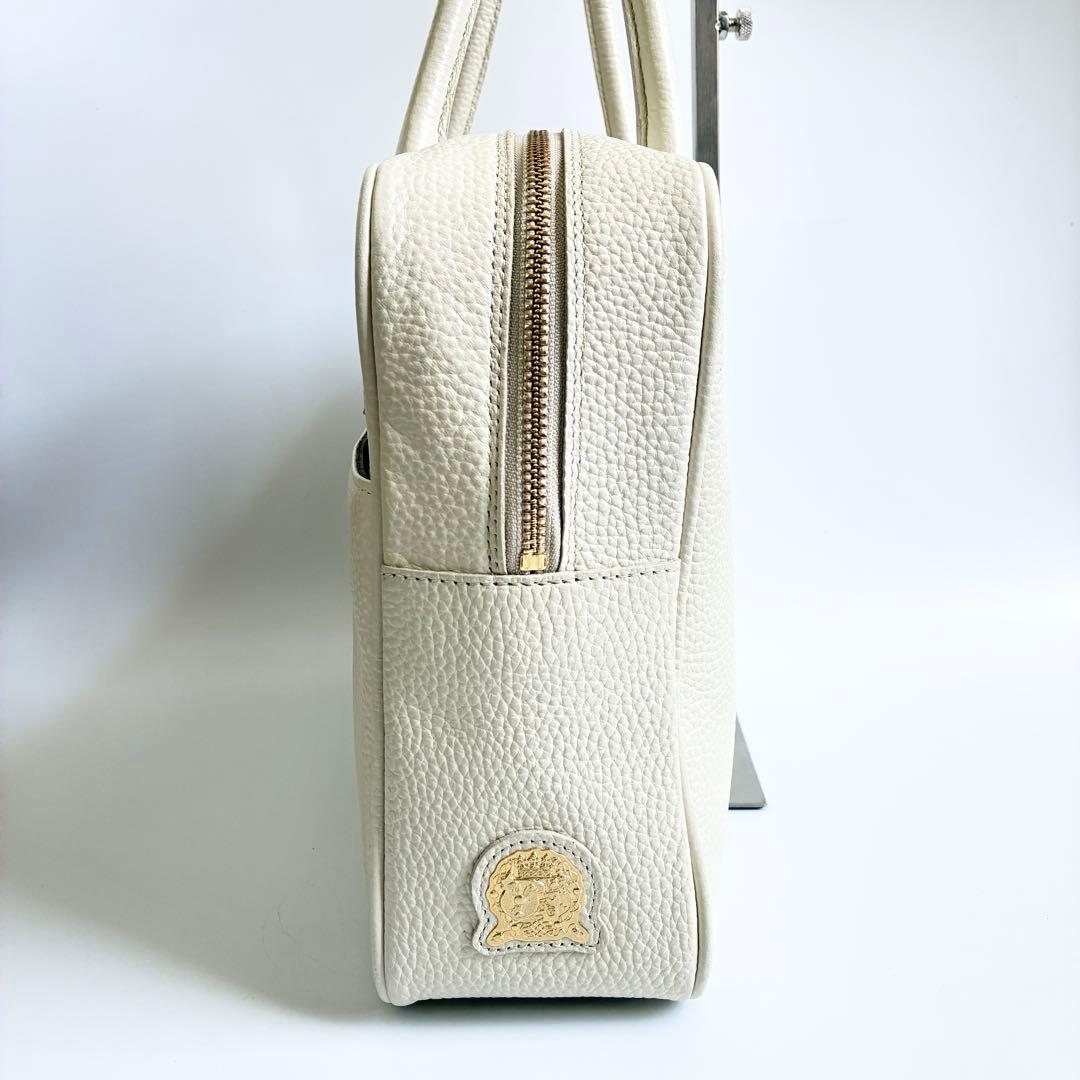 【美品】ADMJ　シボ革　ボストン トートバッグ　アイボリー　ゴールド金具
