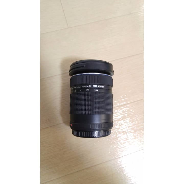 オリンパス　ズームレンズ　40-150mm