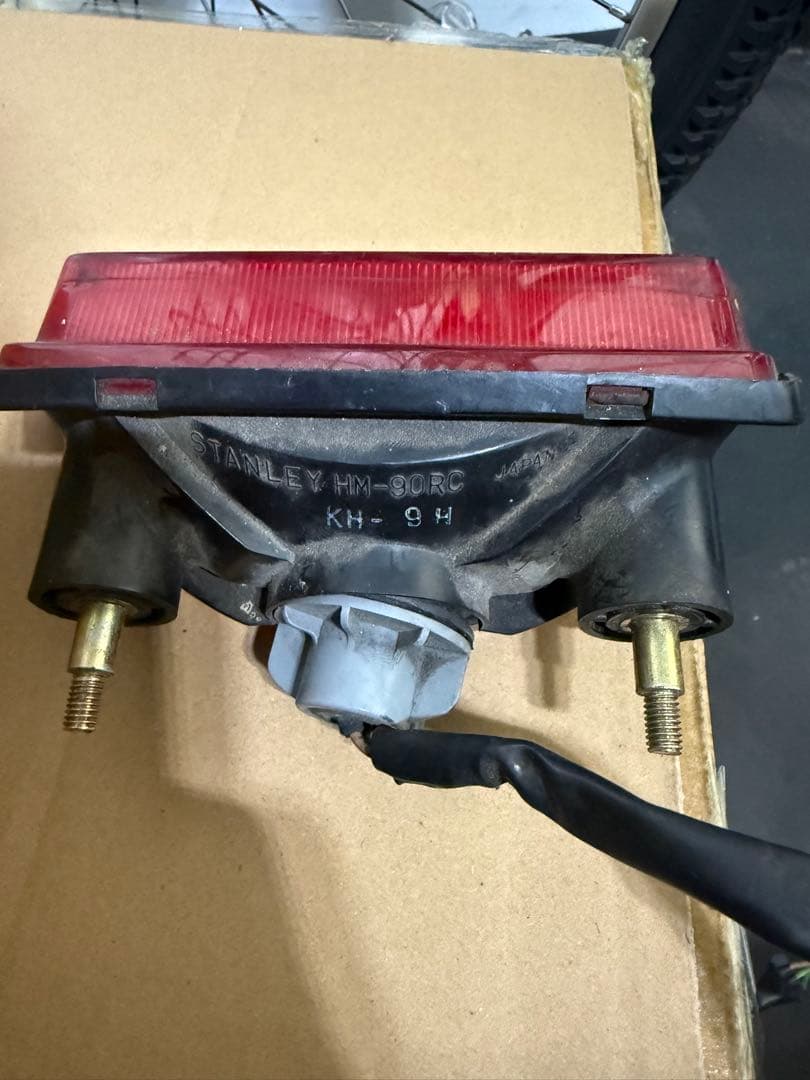 CBR400F 純正？テールランプ