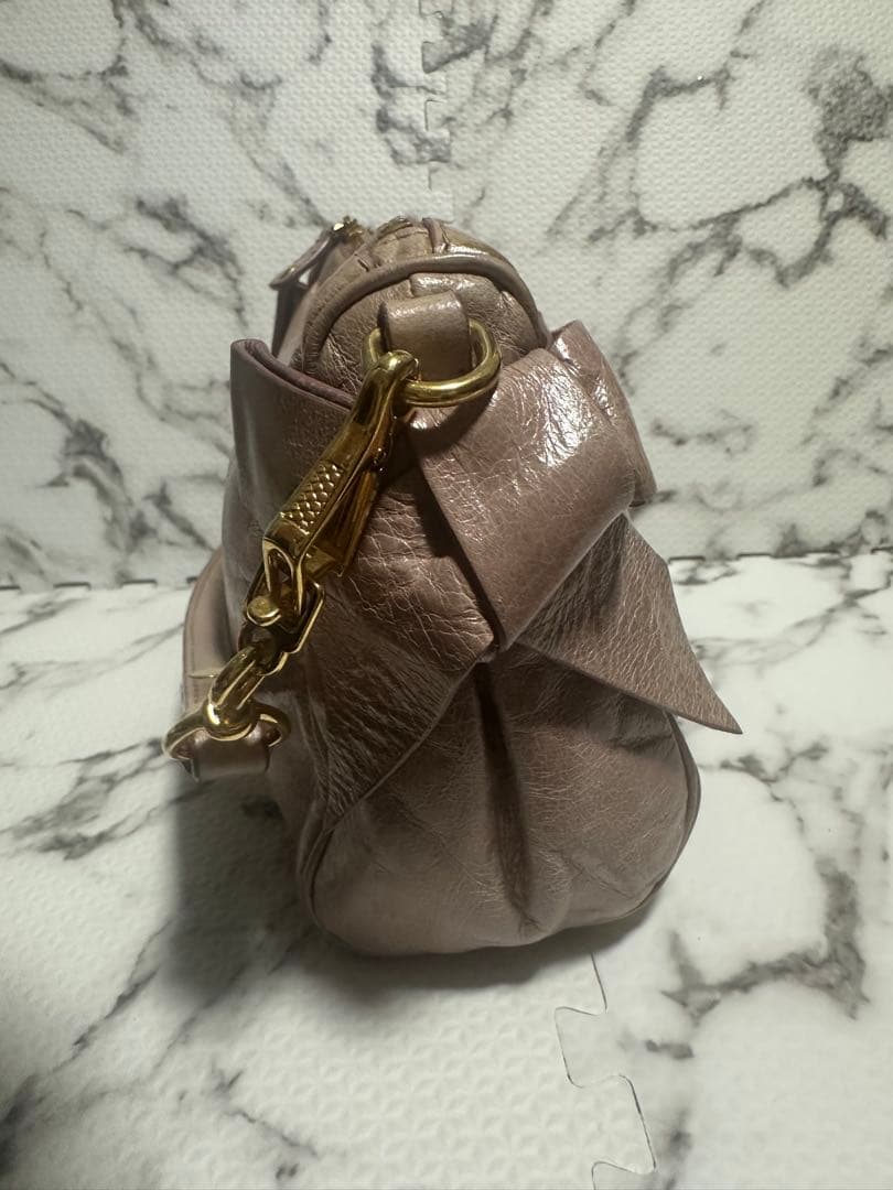 【正規品】miumiu ミュウミュウ サイドリボン バッグ 紗栄子さん愛用で有名