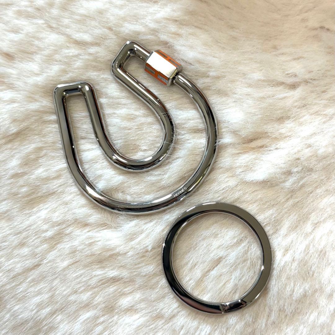 【新品】エルメス キーホルダー フェール•ア•シュヴァル オレンジ