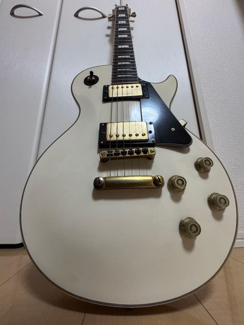 Playtech レスポールタイプエレキギター